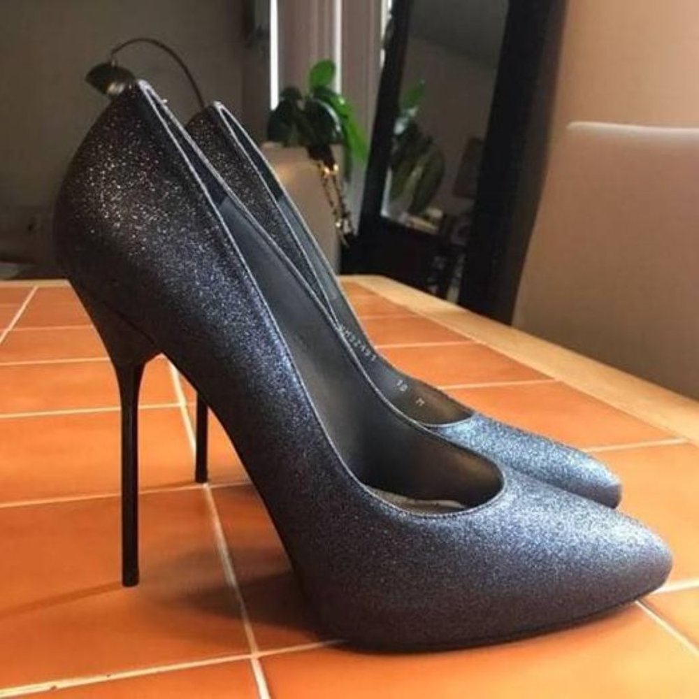 STUART WEITZMAN EVEDAGGER METAL HEEL SHOES